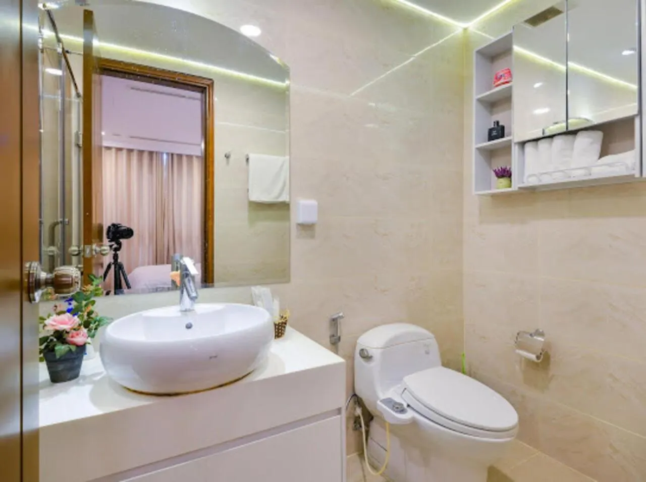 Vinhomes Central Park Apartment Ho Chi Minh City 0*,